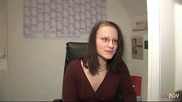 The closeted milf finally got her dream lesbian date to happen in her lonely home